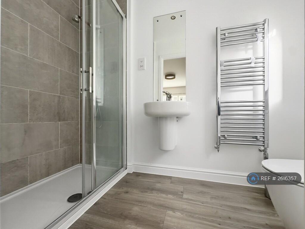 Ensuite Bathroom