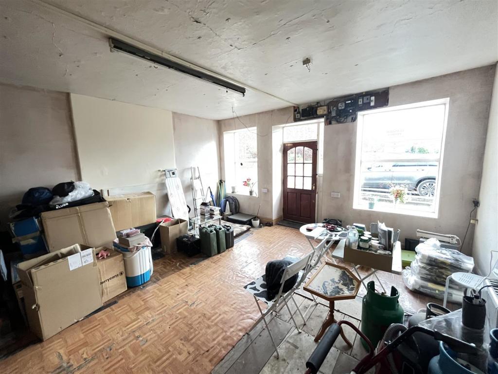 SHOP PREMISES
