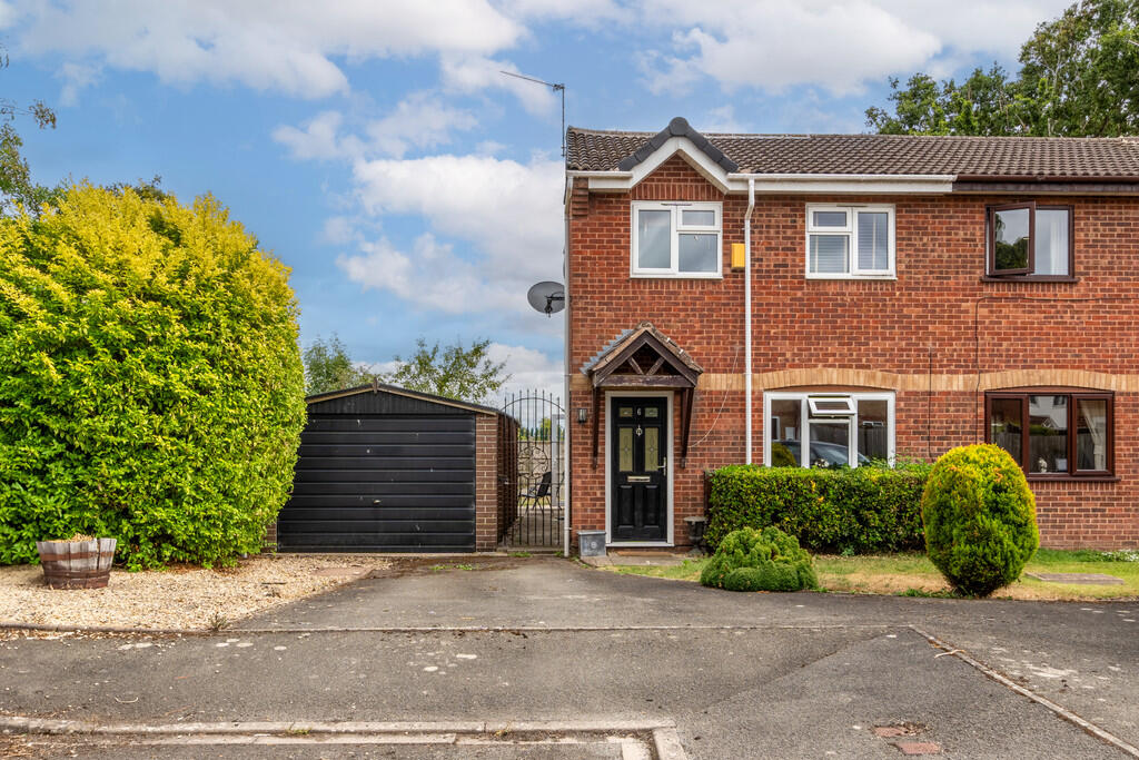 6 Chelmsford Driv...