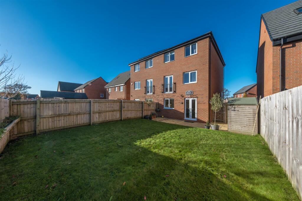8 Tiberius Way-033.jpg