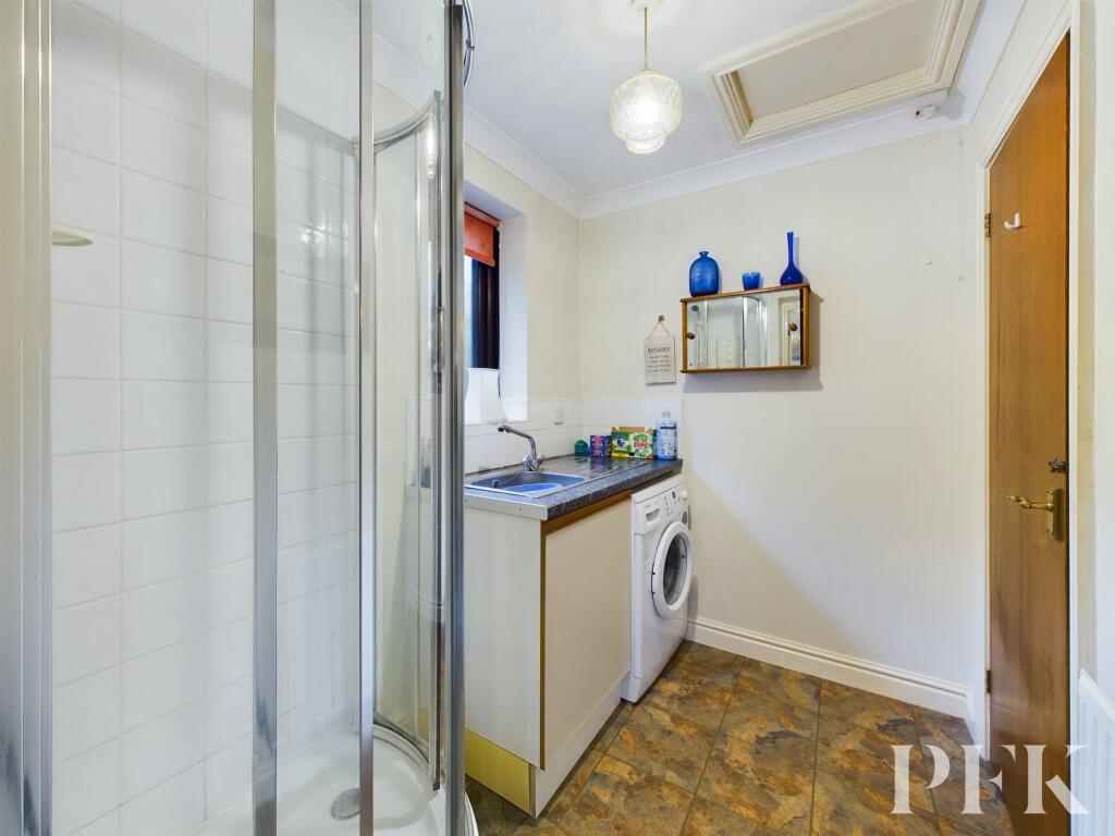 Utility / Shower Room