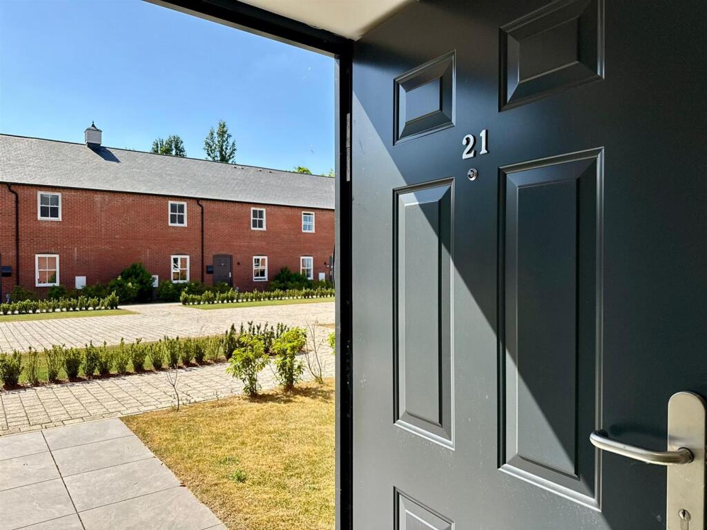 Plot 21.jpg