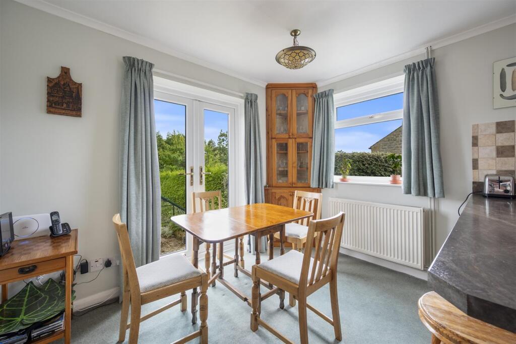 Saxton Mee Edgestones 0049.jpg