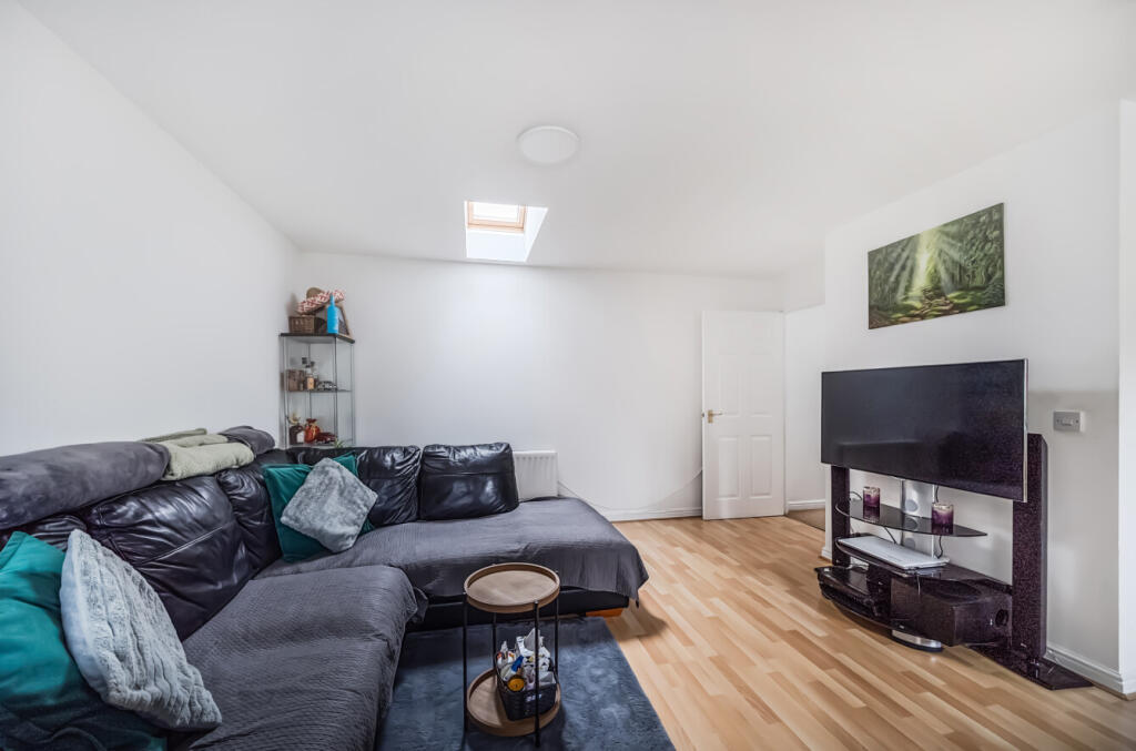 1386127-10-692d6c...