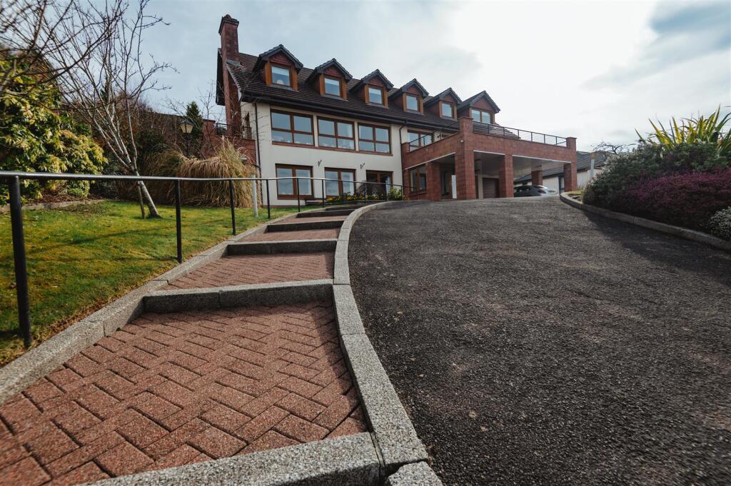 36_Turnberry_Avenue-76.jpg