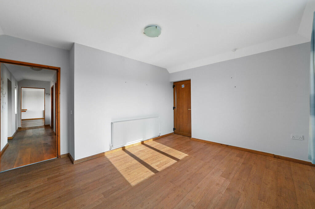 PT-TV-HillTopHous...