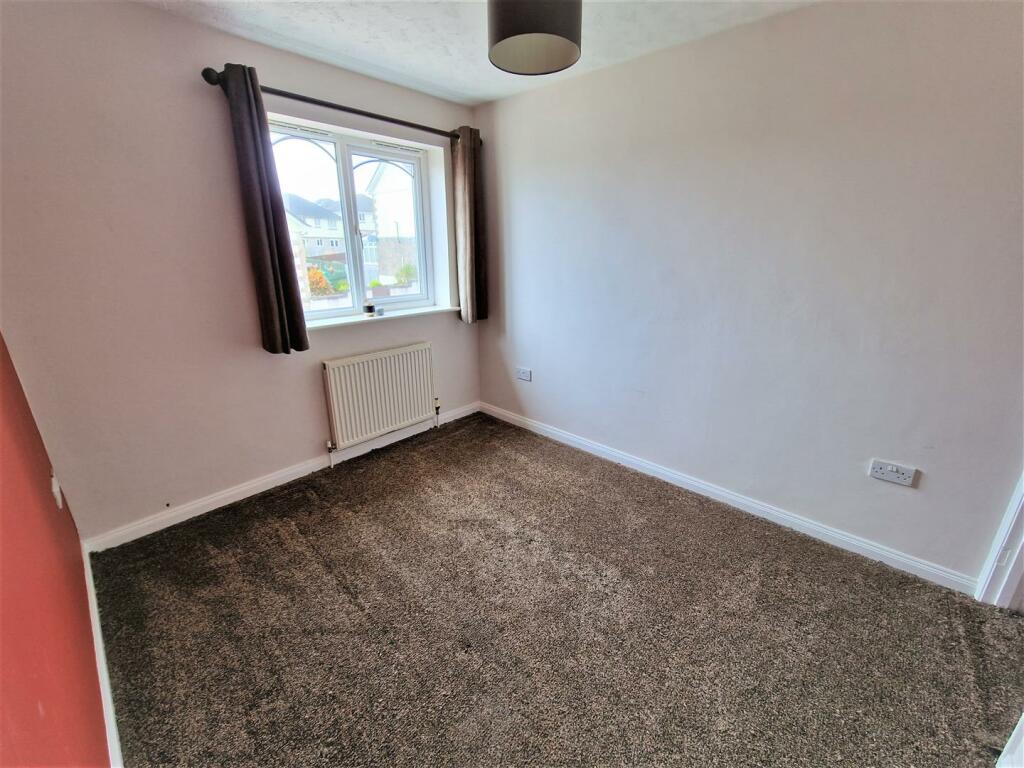 Bedroom 3.jpg