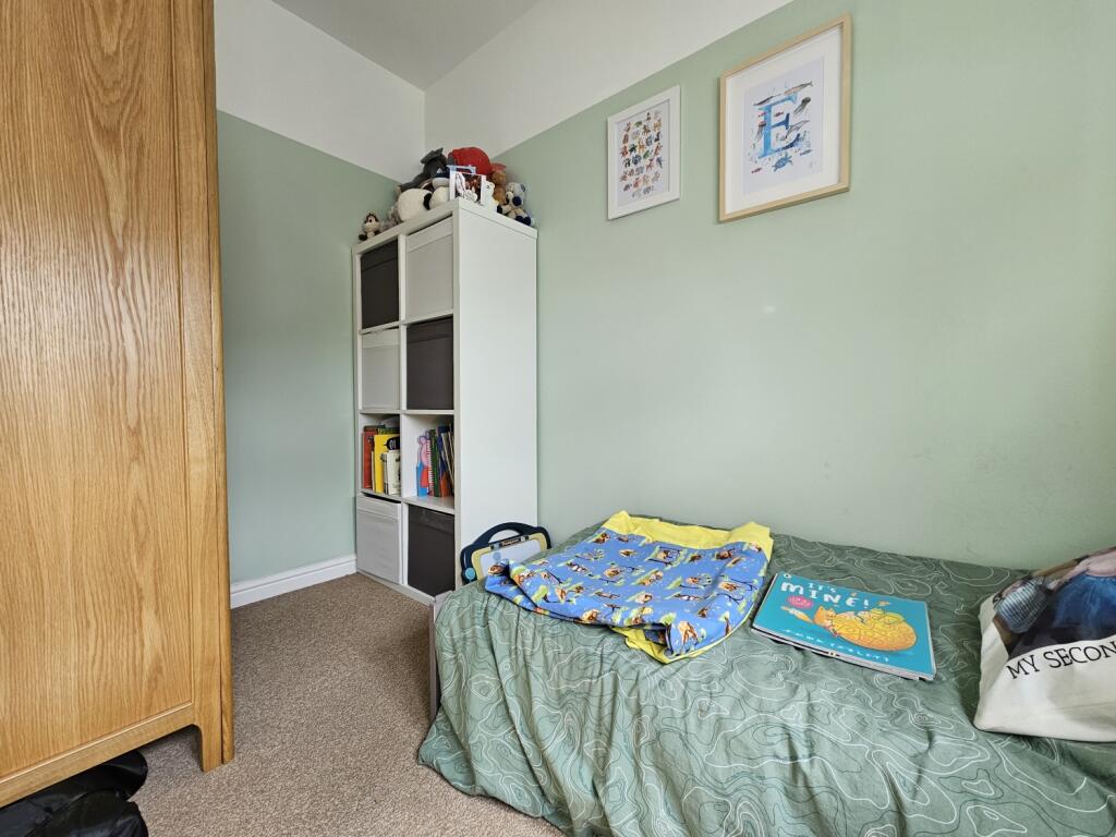 Small childrens room 