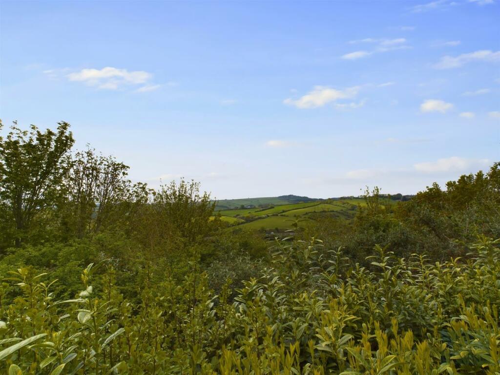 CAM02563G0-PR0046-ST