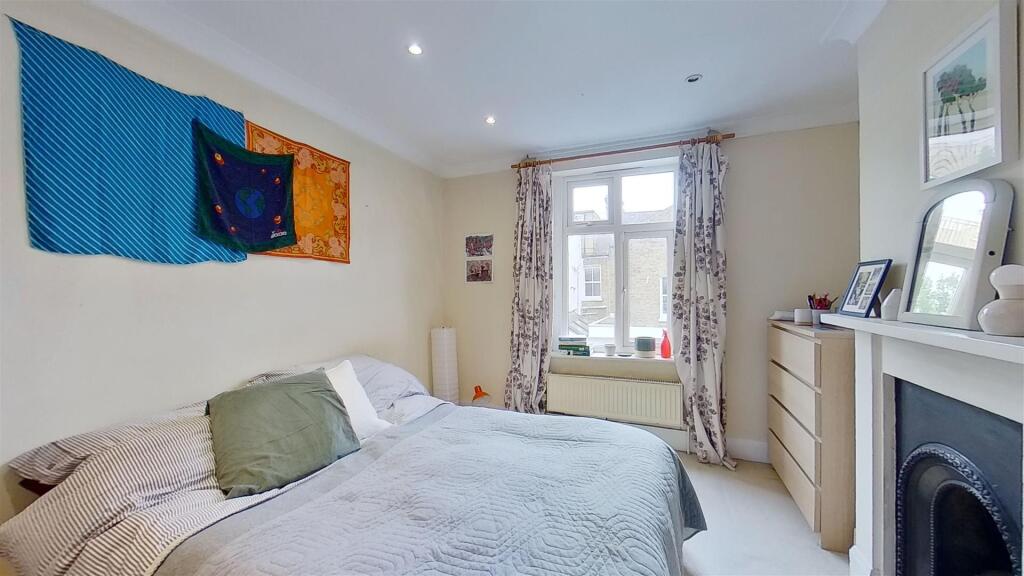 Comyn-Road-Battersea-SW11-07092020_222618.jpg