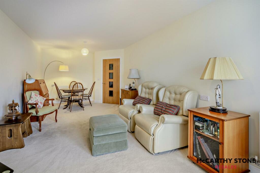 8600989-interior05-800.jpg