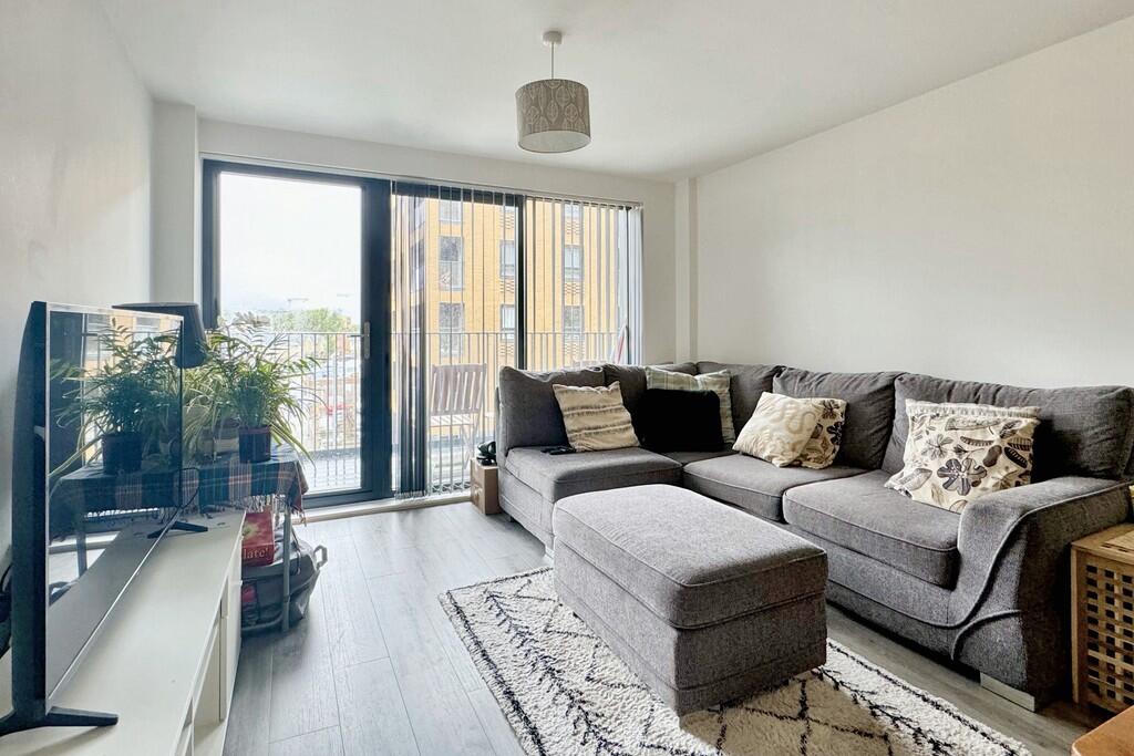 Photo 16-05-2024 ...