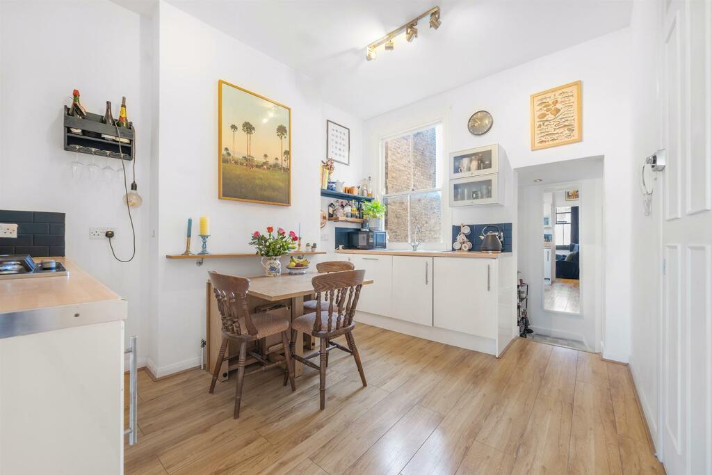 Kitchen.jpg