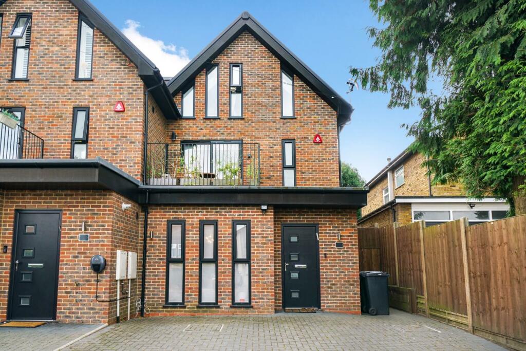 42 Elstree Road, Bushey Heath - 525WMxEAmbePDBCJbf