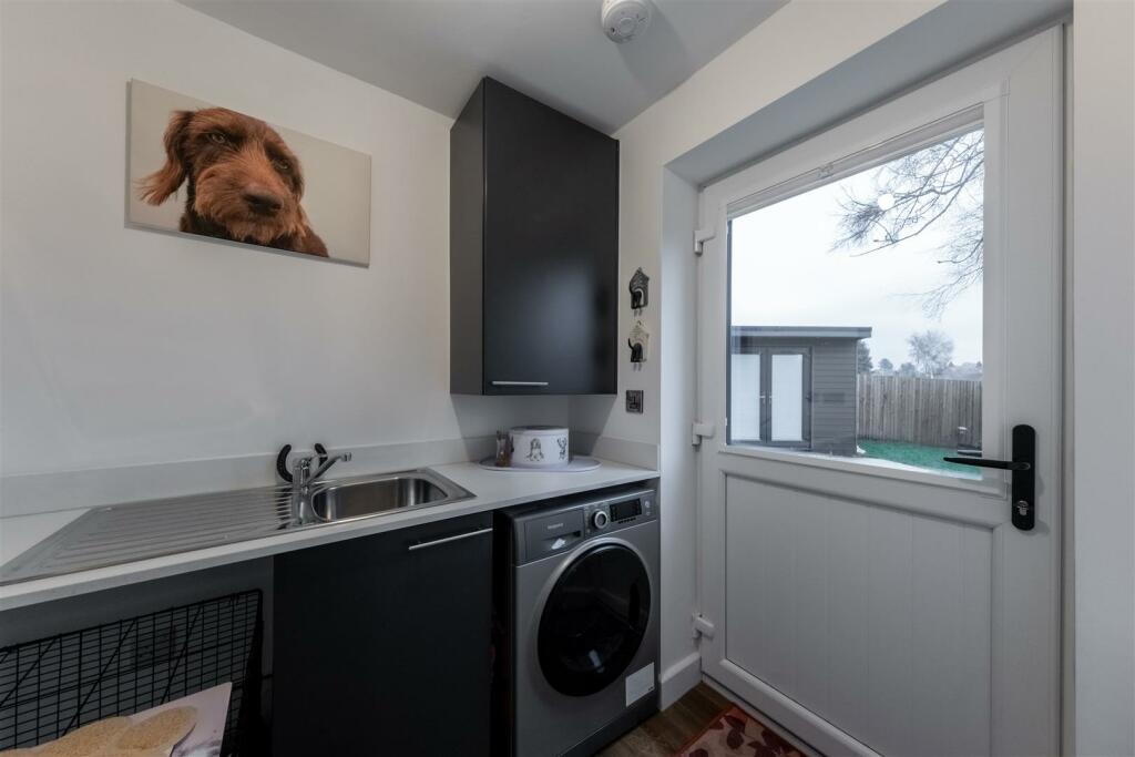 8 Mulberry Avenue-012.jpg