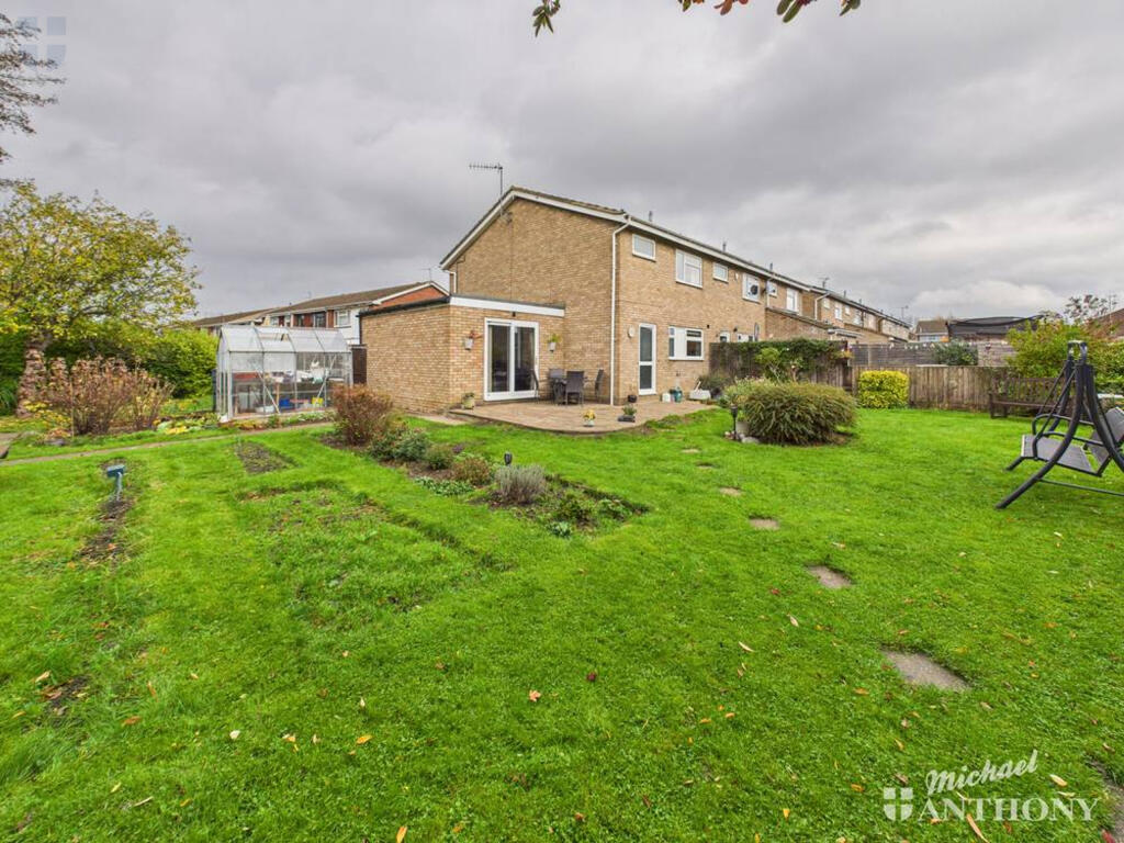 CAM03852G0-PR0471-STILL010-thumbnail-h750-70