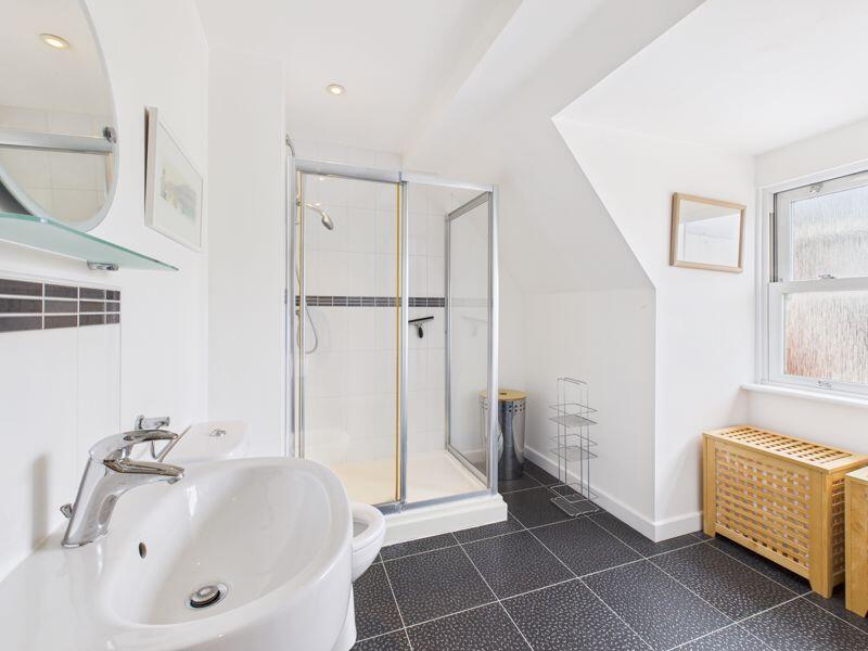 Top floor shower room