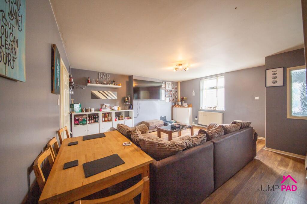 Living / Dining room