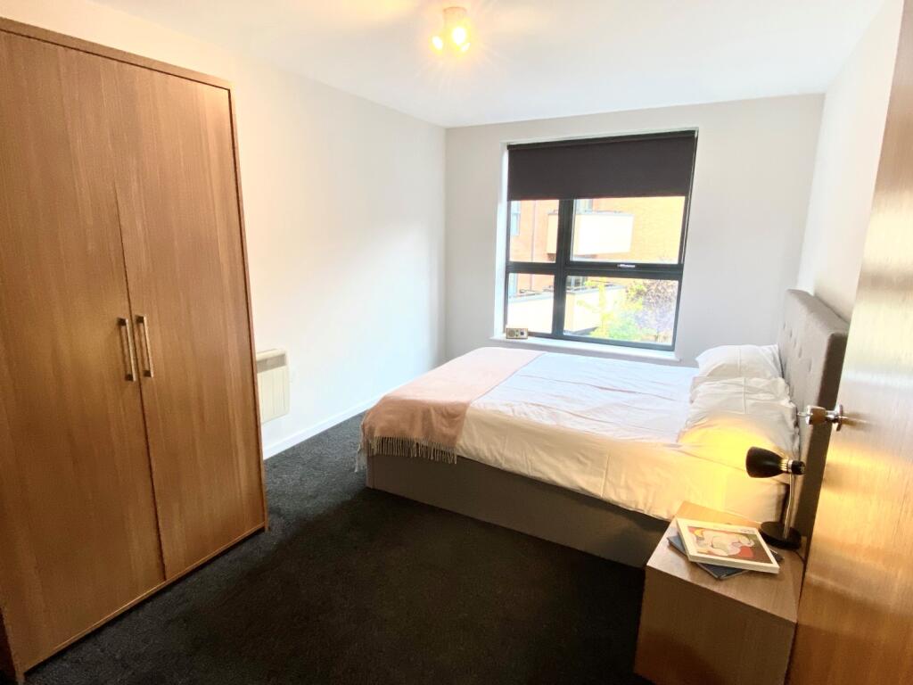 AC37 bedroom 1a