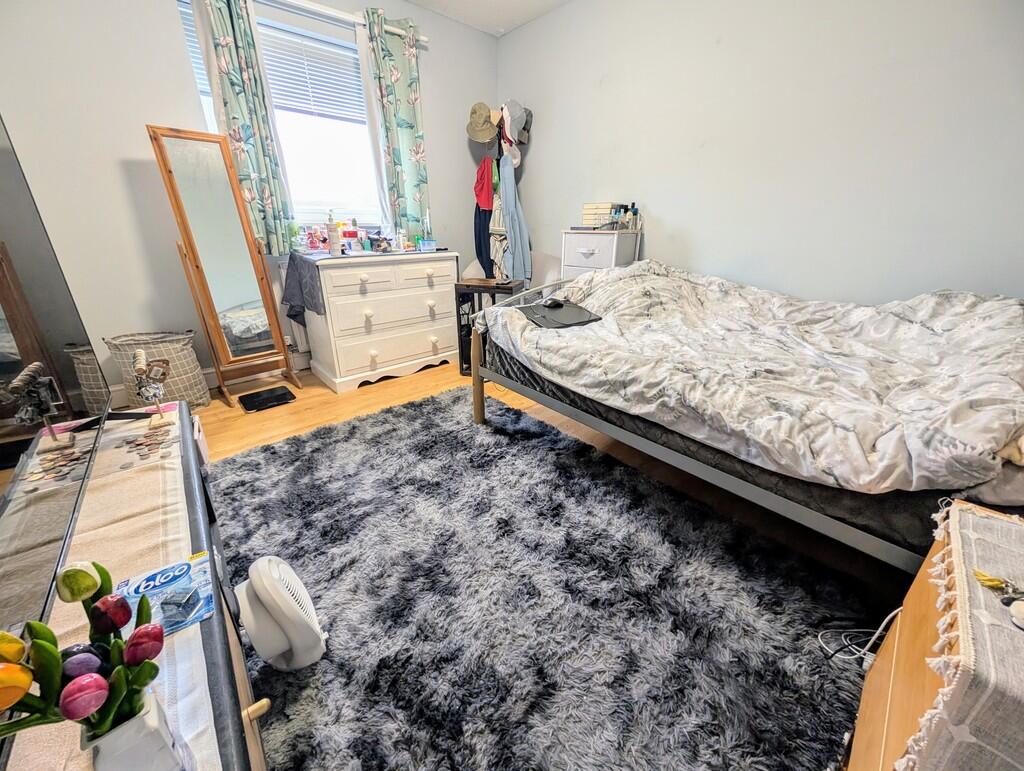 PXL_20251008_1010...