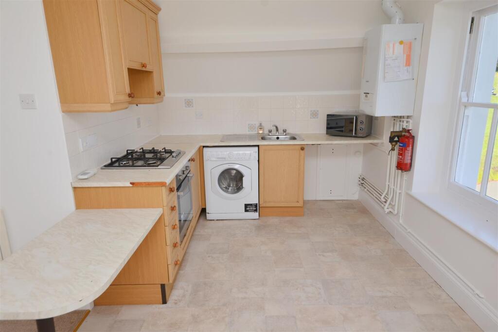 Kitchen &amp; Dining Room