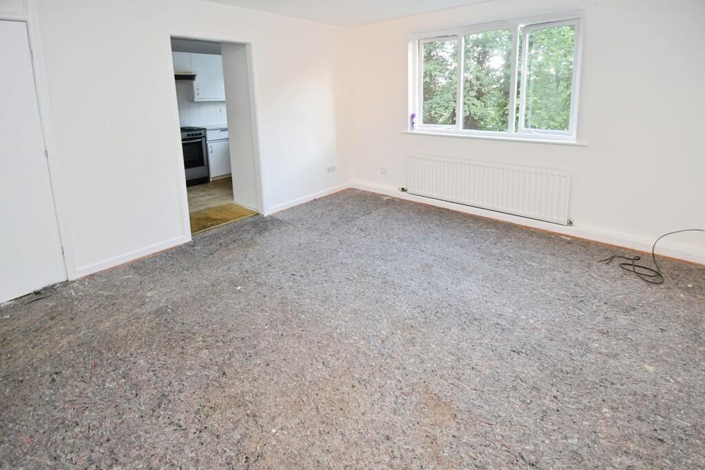 f9b8081e-Lounge 2...