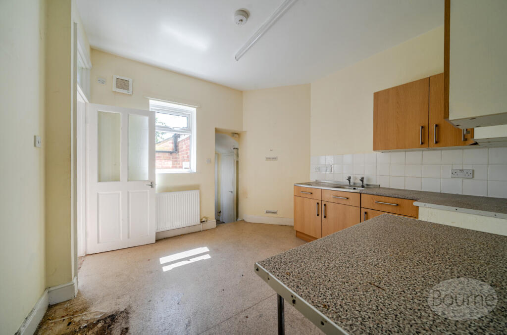 e8e986d6-e8c9-49d...