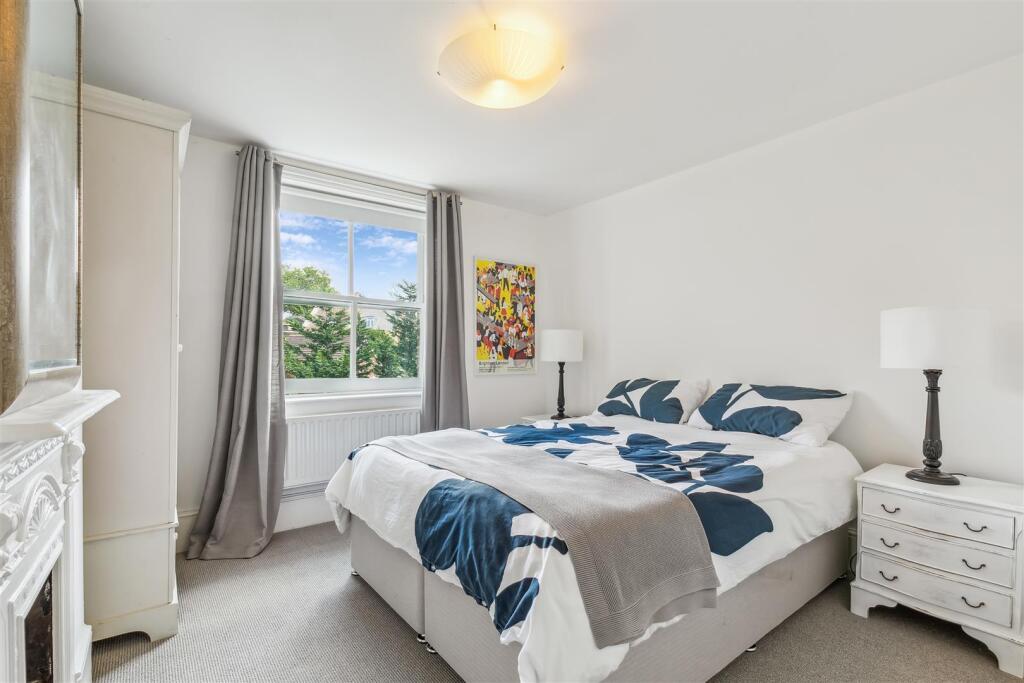 Prebend Gardens, W4 - FOR SALE