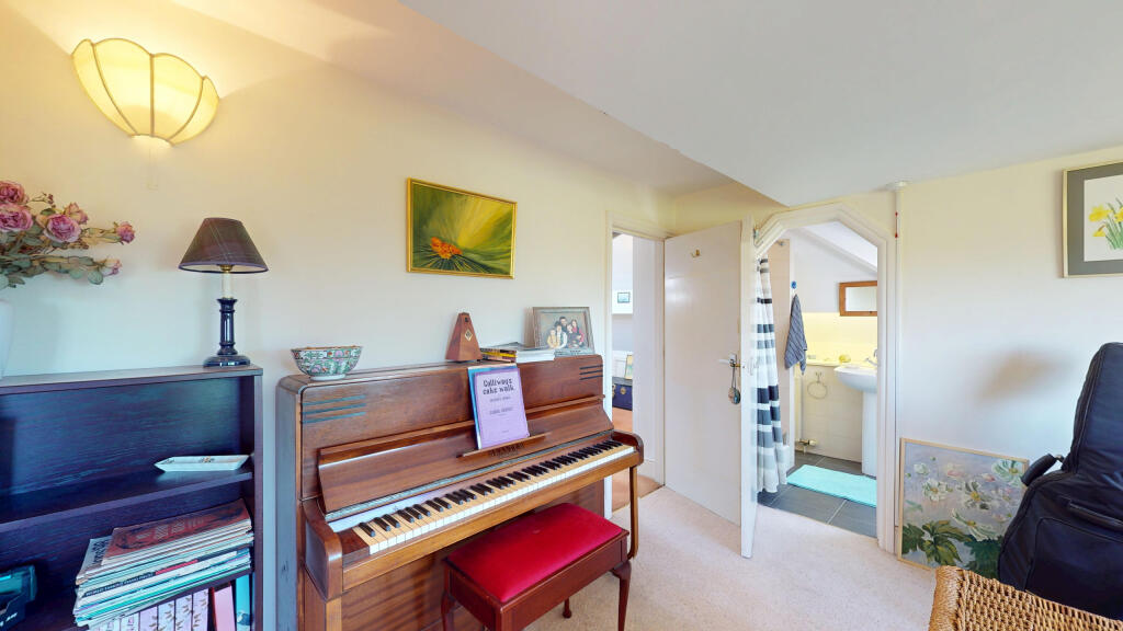 15-Breary-Lane-East-05212025_202554