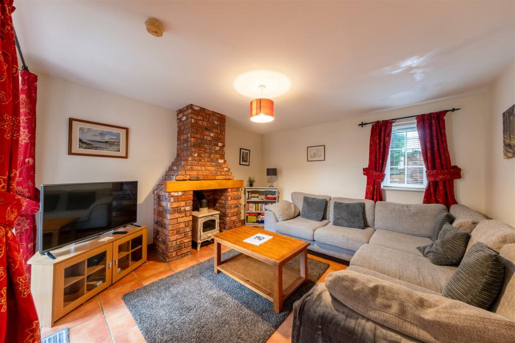 26A Forest Road-005.jpg