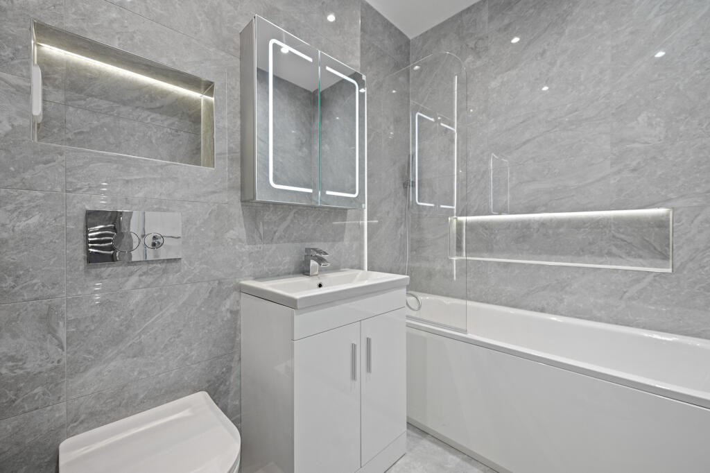 CS - Flat 6, 320 Station Road - 27 (1)