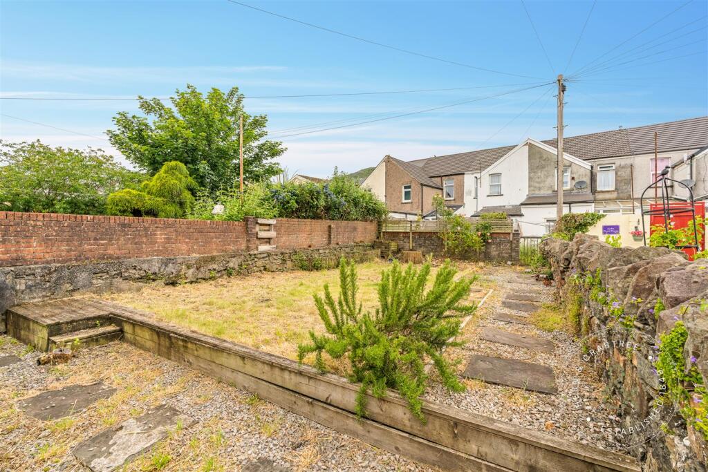 Anchor Street, Taffs Well (26).jpg