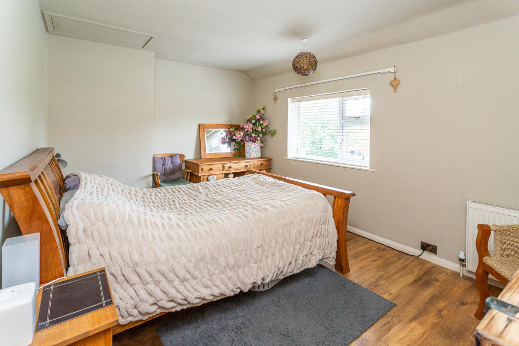 bedroom 1a