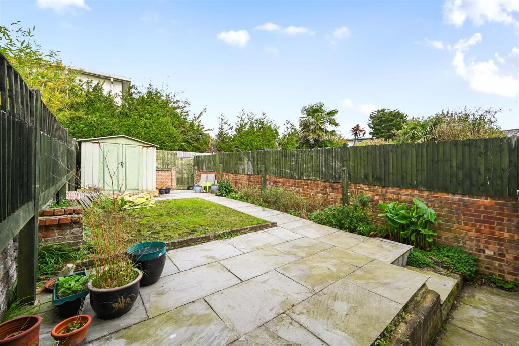 Old Shoreham Rd, BN41 (20).jpg