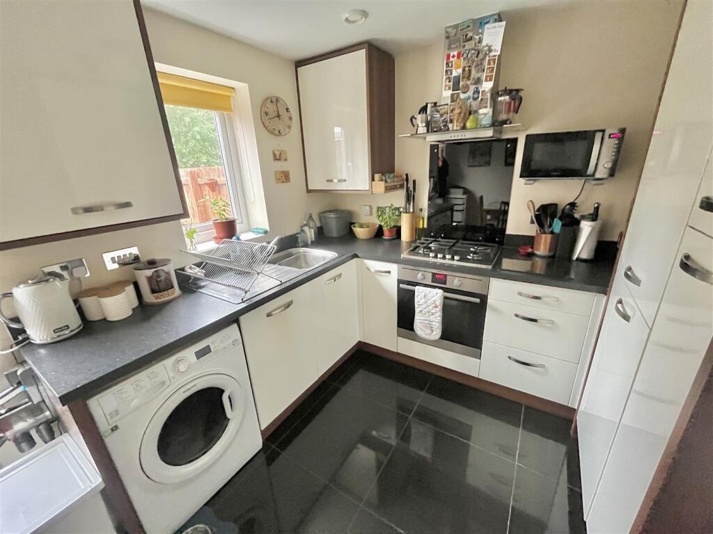 Kitchen 5