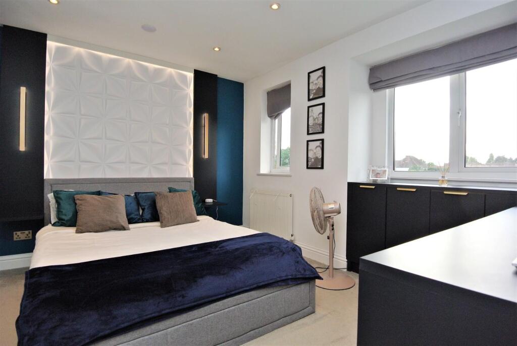 PC Bedroom1b.JPG