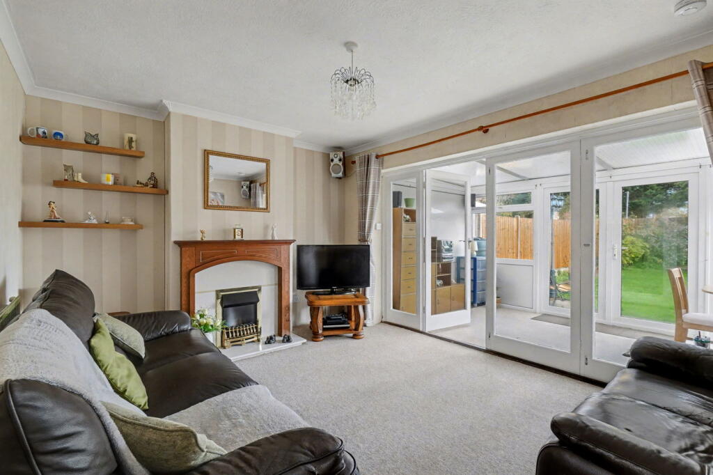 Lakewood Drive, Wigmore, Gillingham, ME8 0NS