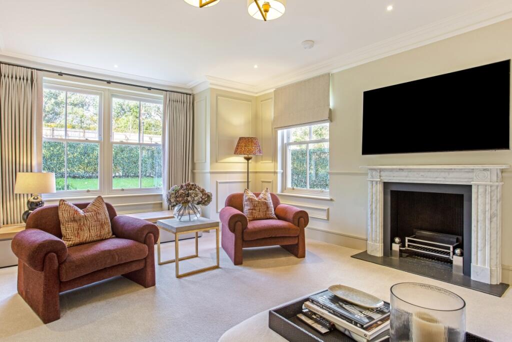 327548 1 The Pine...