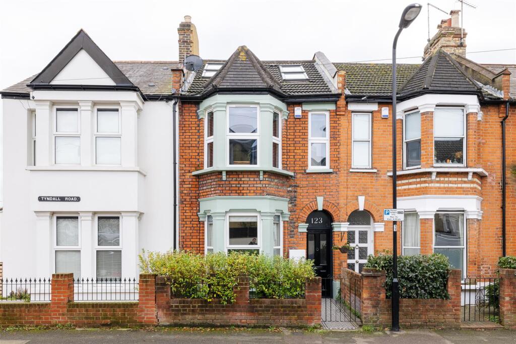 Tyndall Road, E10