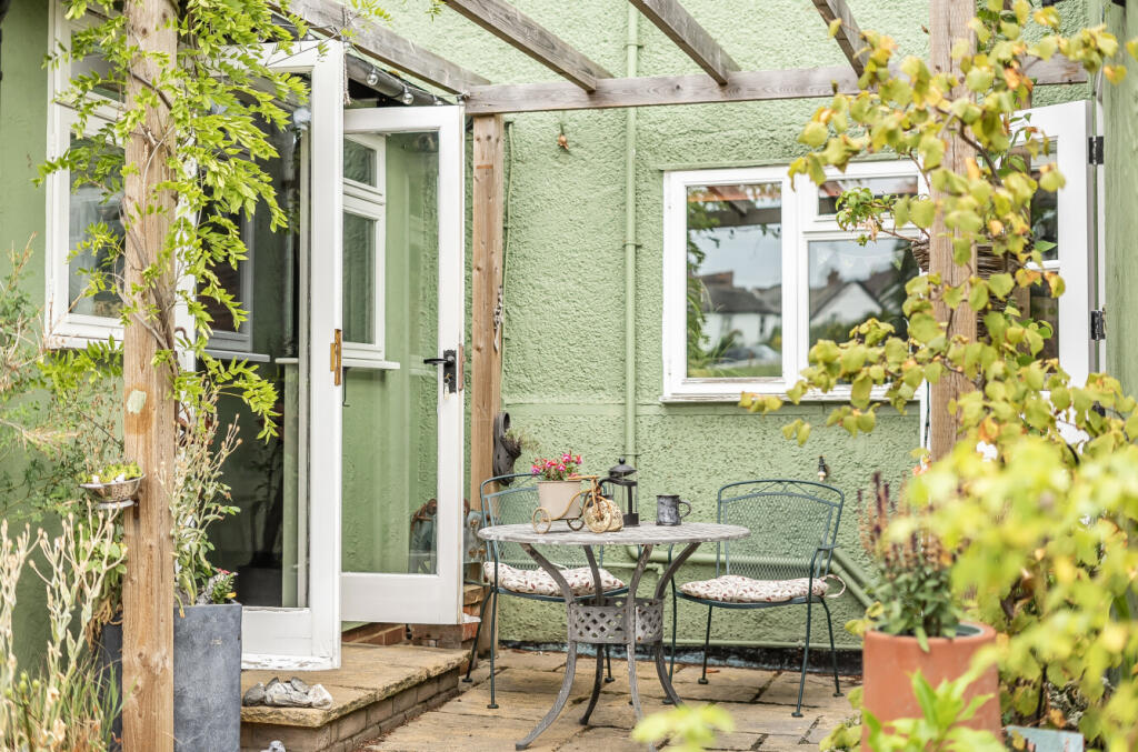 1328107-5-6883d3c...