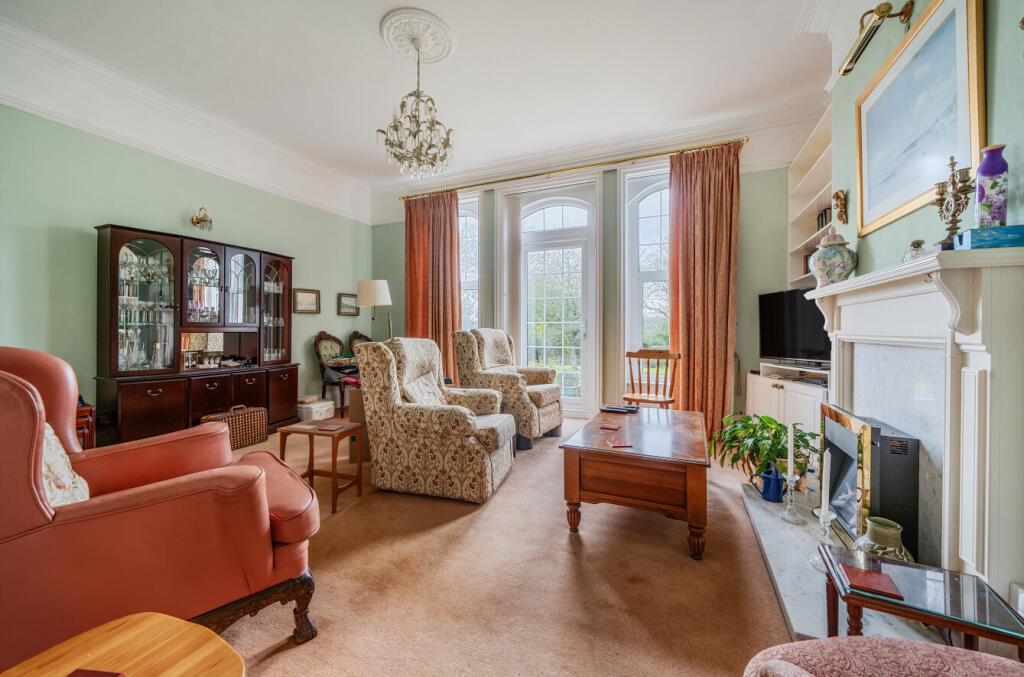 1360377-7-68dac8e...