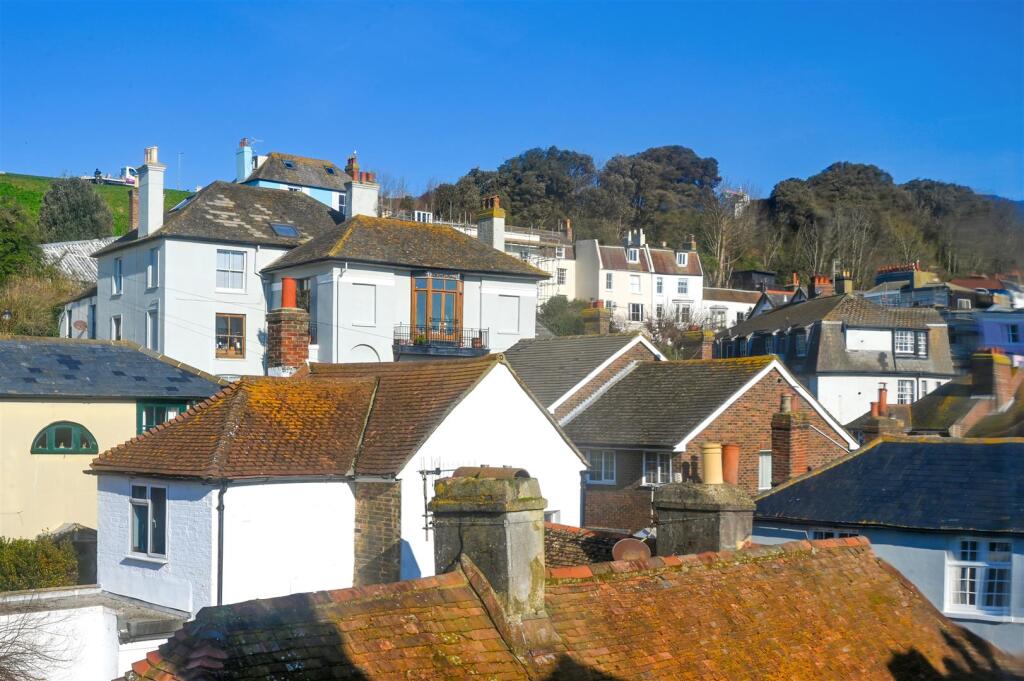 11 Hill Street TN34 (11).jpeg