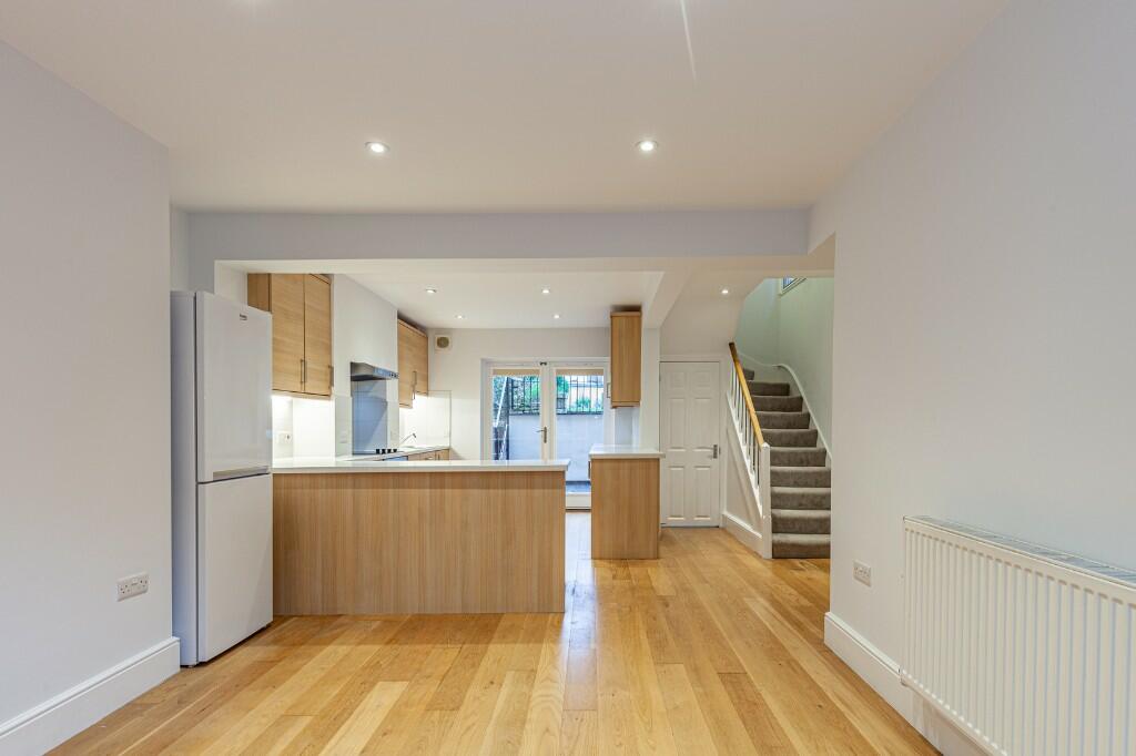 Kitchen/dining area