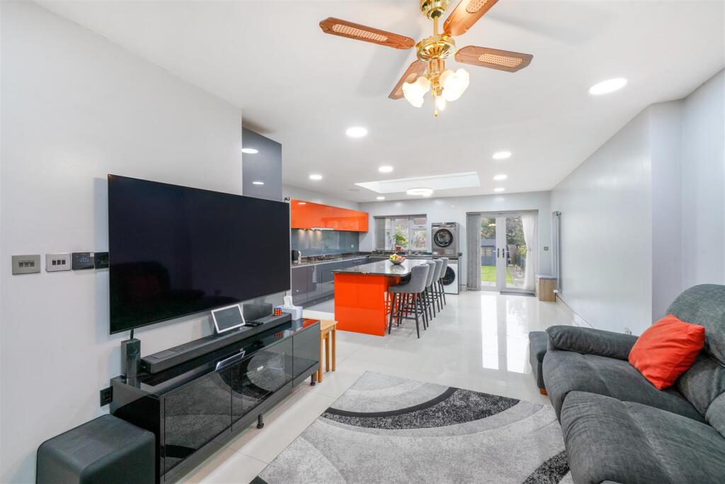 56 Ennismore Avenue - yO59PVYIRqu0SSR7Cwag.jpg