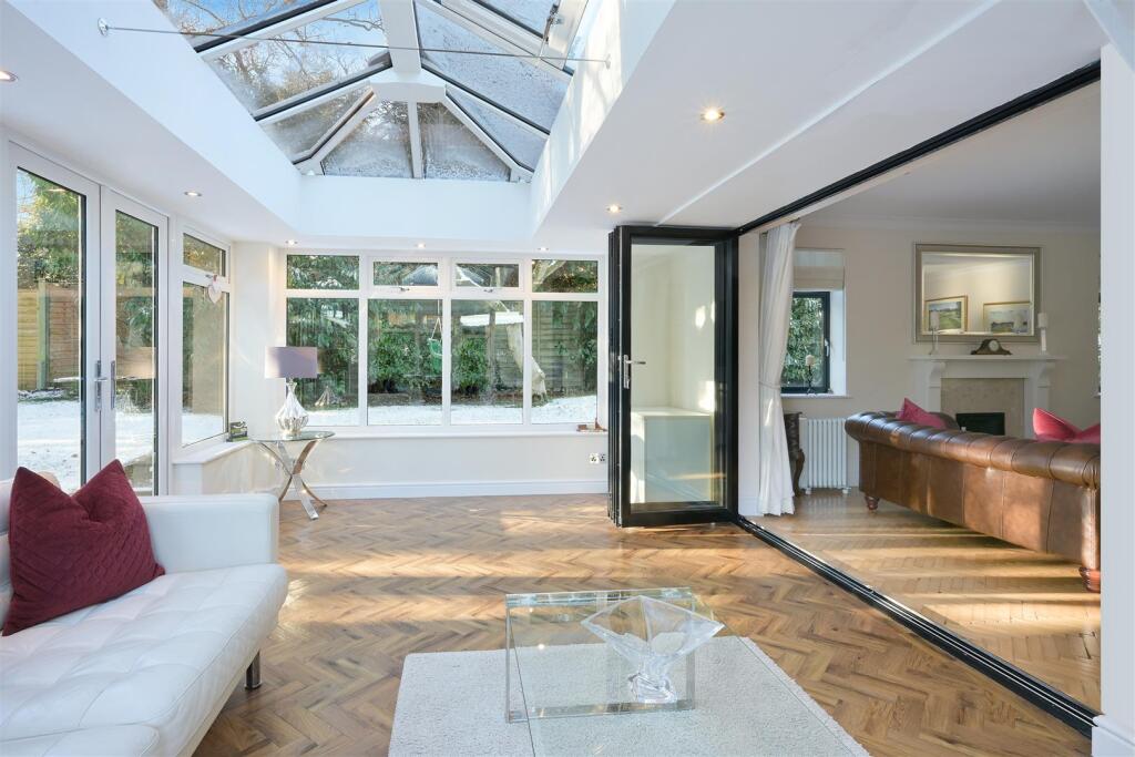 OAK TREE COTTAGE- (4).jpg