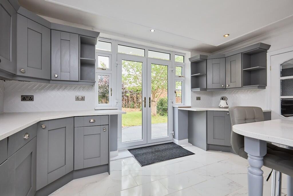 Edward Knight 202...