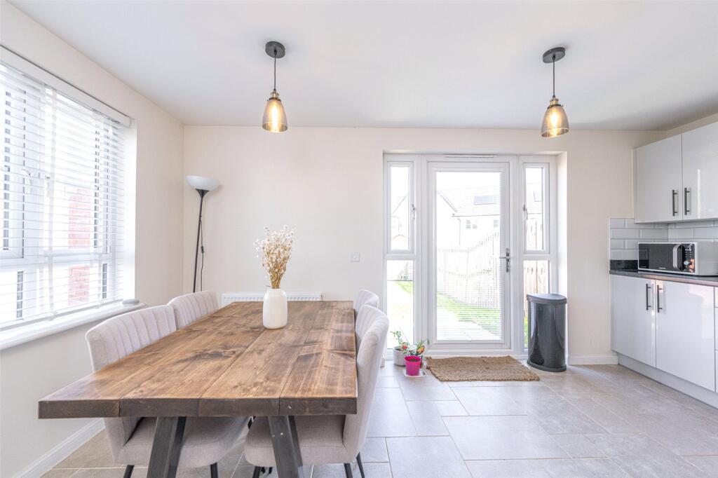 Dining Kitchen Alt