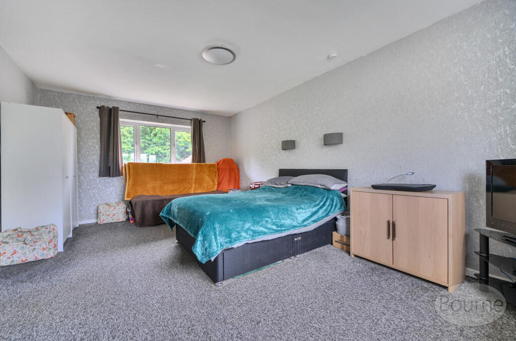 736d478f-e146-4cf...