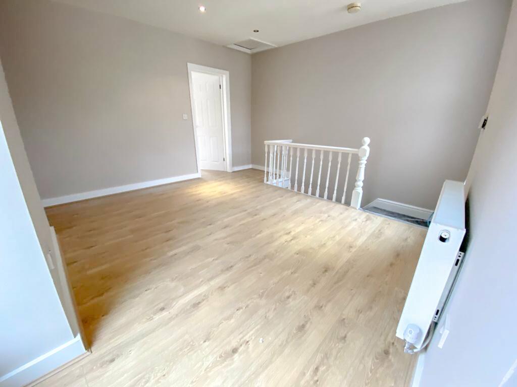 2 Westgate - Upstair