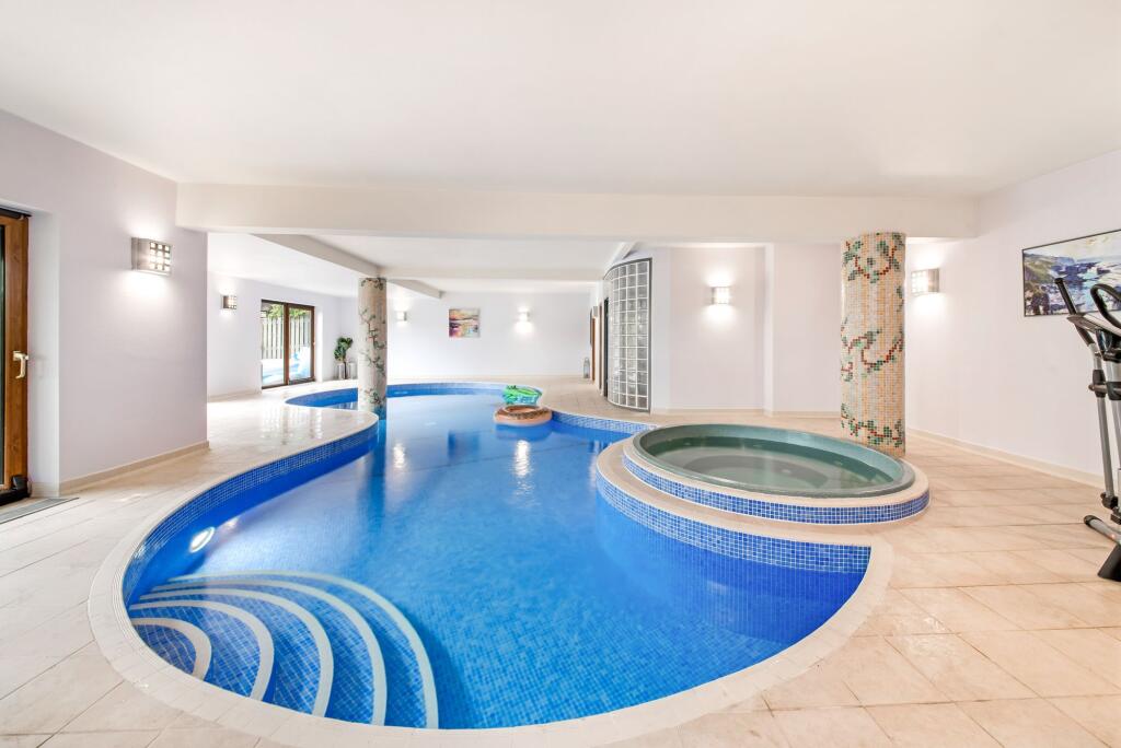 LOWER GROUND FLOOR LEISURE COMPLEX